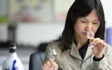 中国首席女白酒品酒师：“戒律”繁多孤独坚守